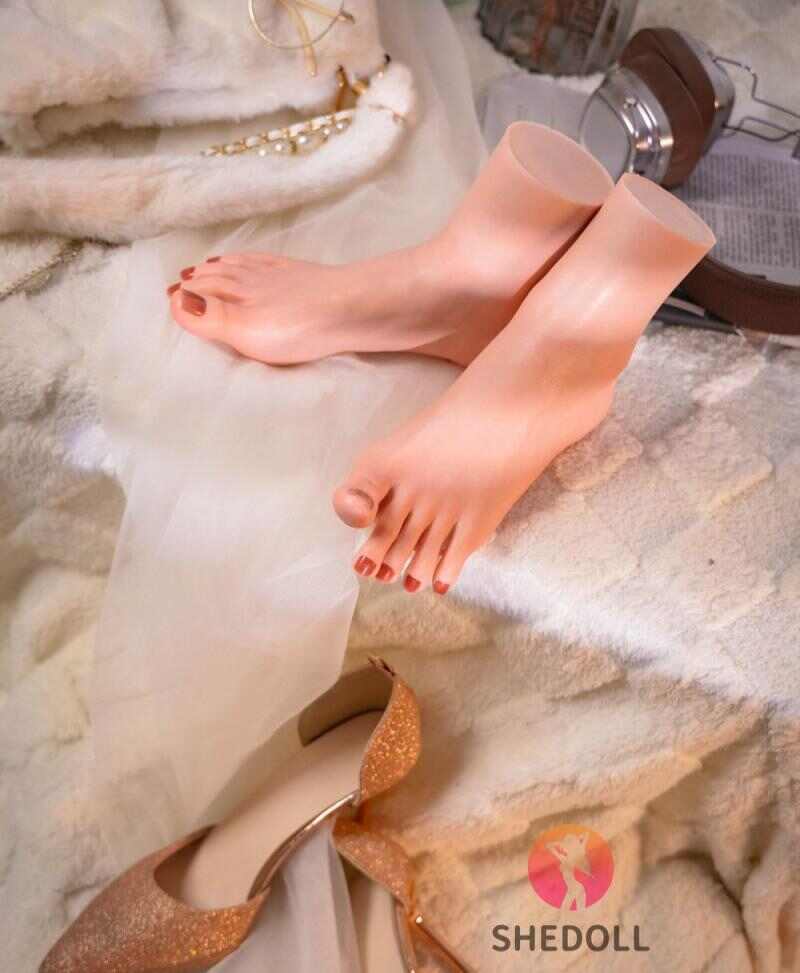 SHEDOLL Silicone Foot Model (Nail Art Ver.) | 1:1 Lifesize with Poseable Toe Bones | Medical-grade Realistic Feet for Photography/Education